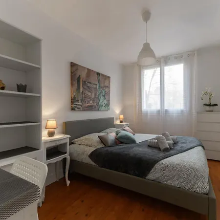 Appartement Le Dome - Cosy En Centre Avec Parking Clermont-Ferrand